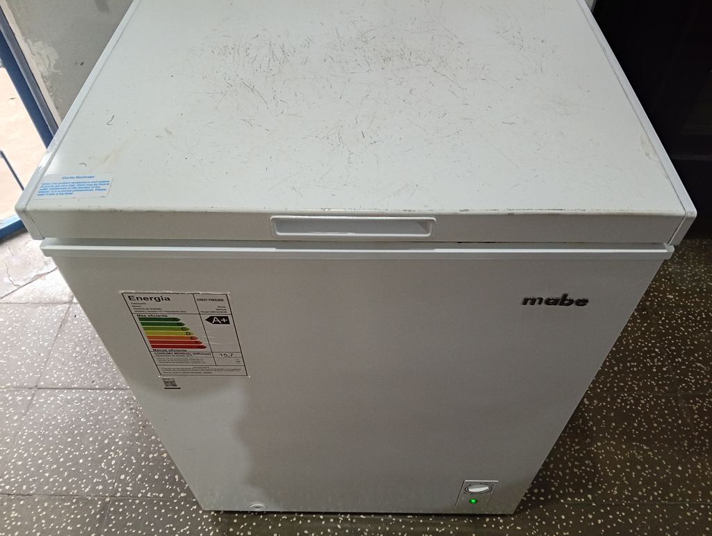 Congeladora / Frezzer Marca Mabe Litros 142 Modelo Fdhm150by2 Usado En Buen Estado Acc Canastilla