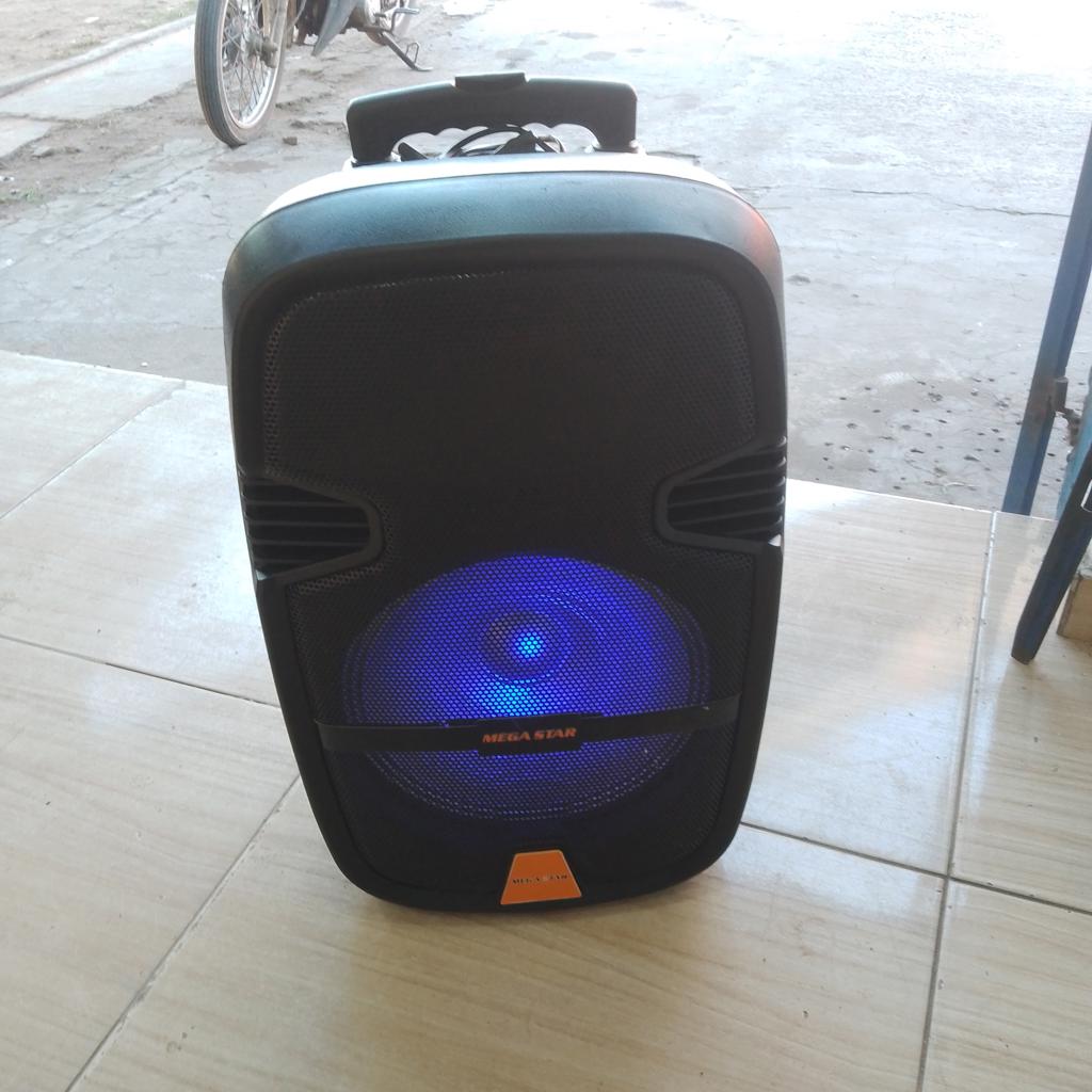 Caja De Sonido Amplificada Marca Mega Star Modelo Spa128btl Sin Control Usado En Buen Estado Acc No Tiene