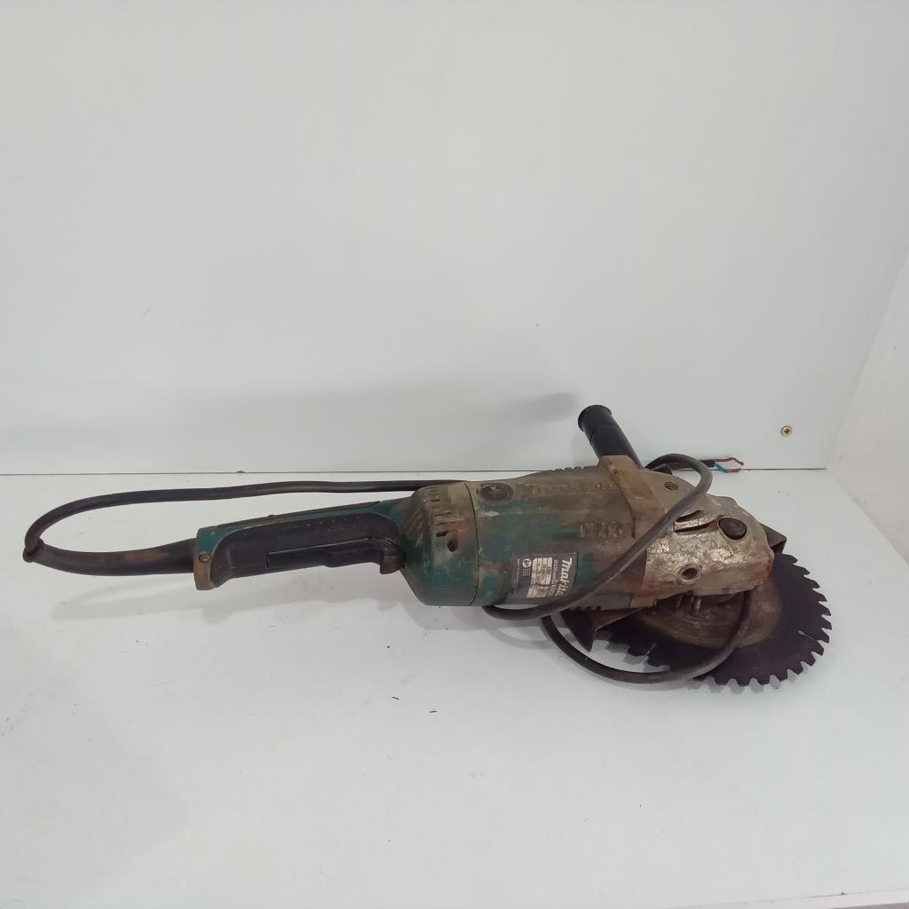 Pulidora Marca Makita Modelo Ga9020 Tamaño Grande Usado Con Desgaste Acc Manija DiscoProtector