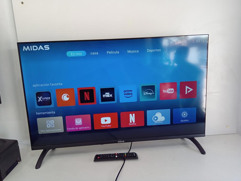 Televisor Led Smart De 43 '' Marca Midas Modelo Md-Smtv43a Con Control Usado En Buen Estado Acc Patitas