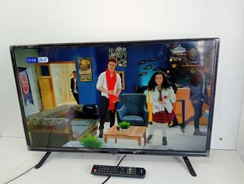 Televisor Led Convencional De 32 '' Marca Aiwa Modelo Aw32b4 Usado En Buen Estado Con Control Sin Caja Acc Patitas