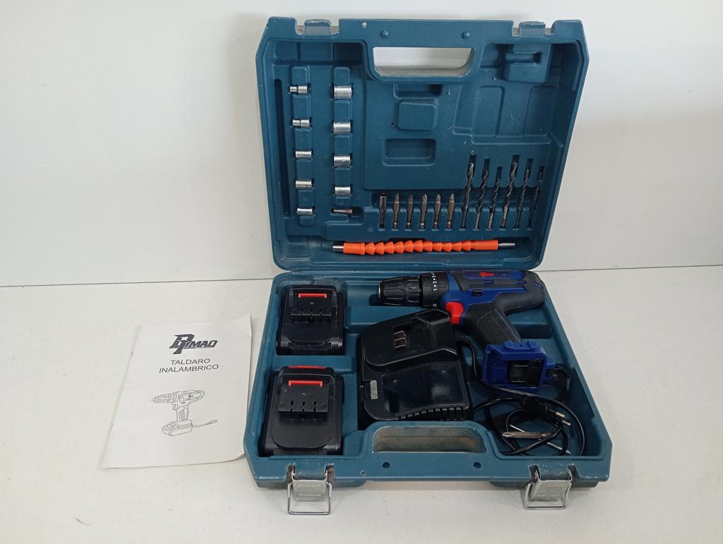 Taladro Marca Dtmaq Modelo 21v 10mm Usado En Buen Estado Acc 2 Bateria CargadorMechasMaletin