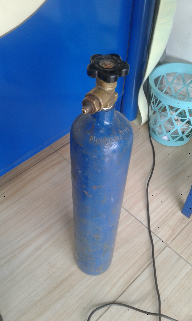 Tubo De Oxigeno Marca No Tiene Modelo Ph250-04-18 Usado Con Desgaste Acc C/ Válvula