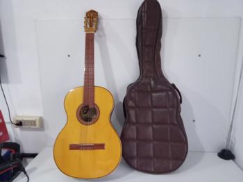 Guitarra Marca Constancio Sanabria Modelo No Tiene Usado En Buen Estado Acc 6 Cuerdas