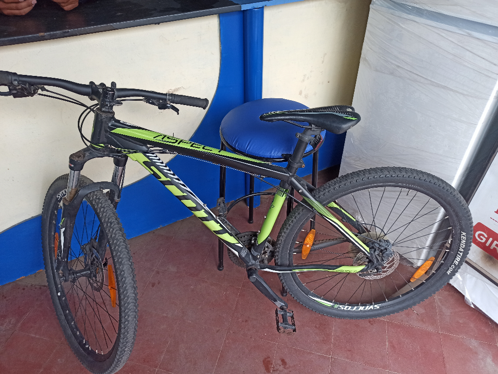 Bicicleta Con Amortiguador Marca Scoott Tamaño Aro 26 Cant Cambios 24 Cuadro Aluminio Aspect750 Modelo 6061 Usado En Buen Estado Acc No Tiene