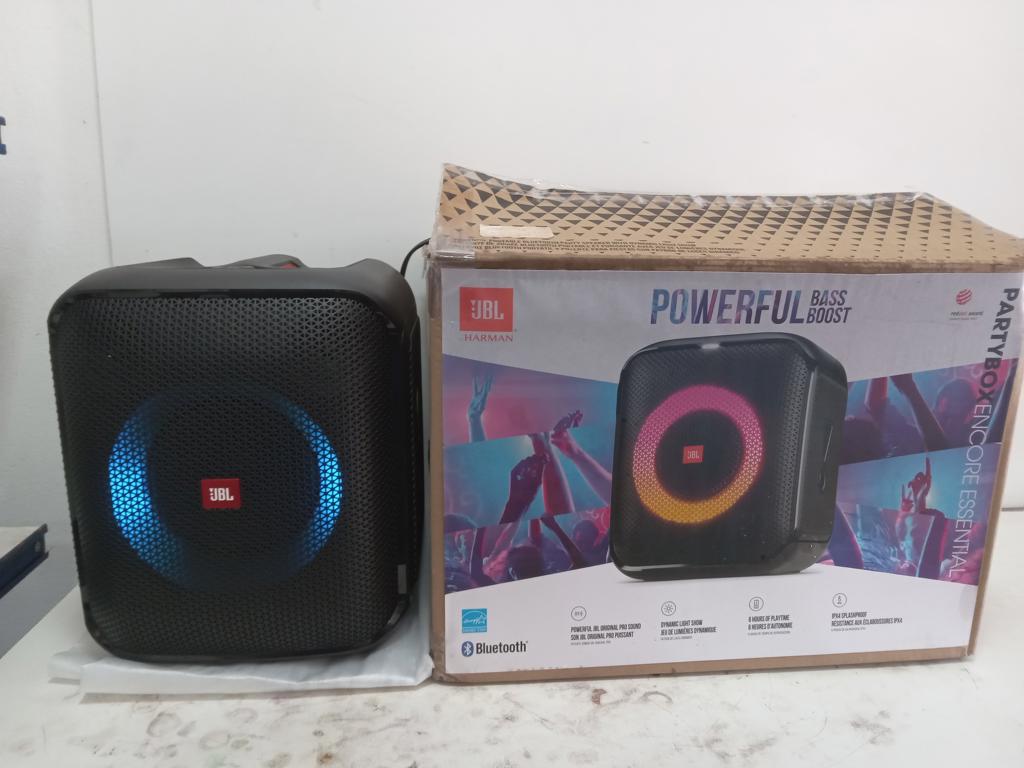 Parlante Portatil Marca Jbl Modelo Party Box Encore Essential Nro Usado En Buen Estado Con Cable Power Acc En Caja