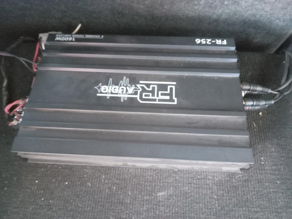 Amplificador De Sonido P/ Automovil Marca Fr Audio Modelo Fr-256 Nro Usado En Buen Estado Acc No Tiene