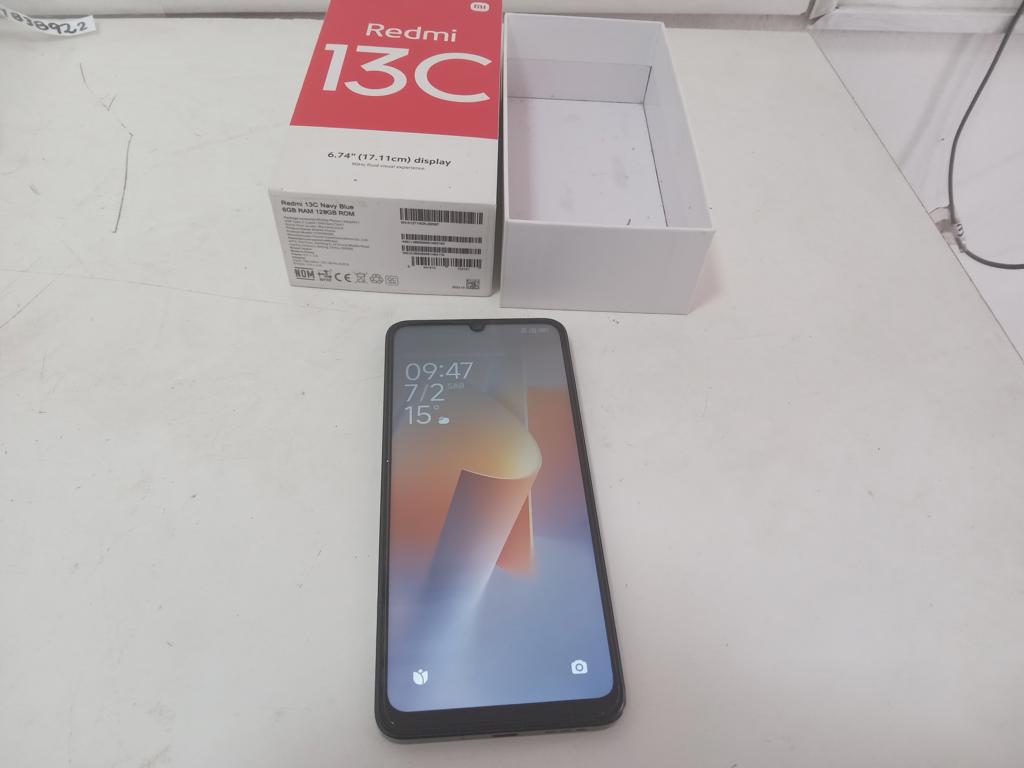 Celular Marca Xiaomi Modelo 13 C Memoria Ram 4 Gb Almacenamiento Interno 128 Gb Acc Protector De Goma En Caja