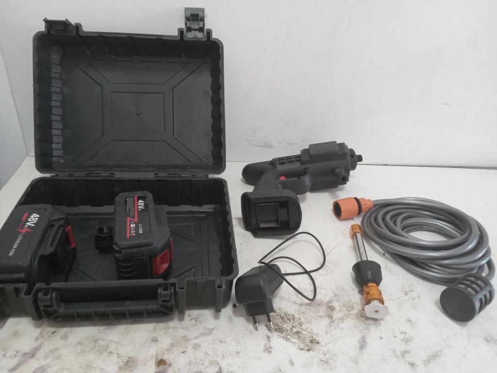 Foto 2 de Hidro Lavadora Marca Hengda Modelo Nro Usado En Buen Estado Acc Manguera2 Bateria1 PicoCargadorMaletin