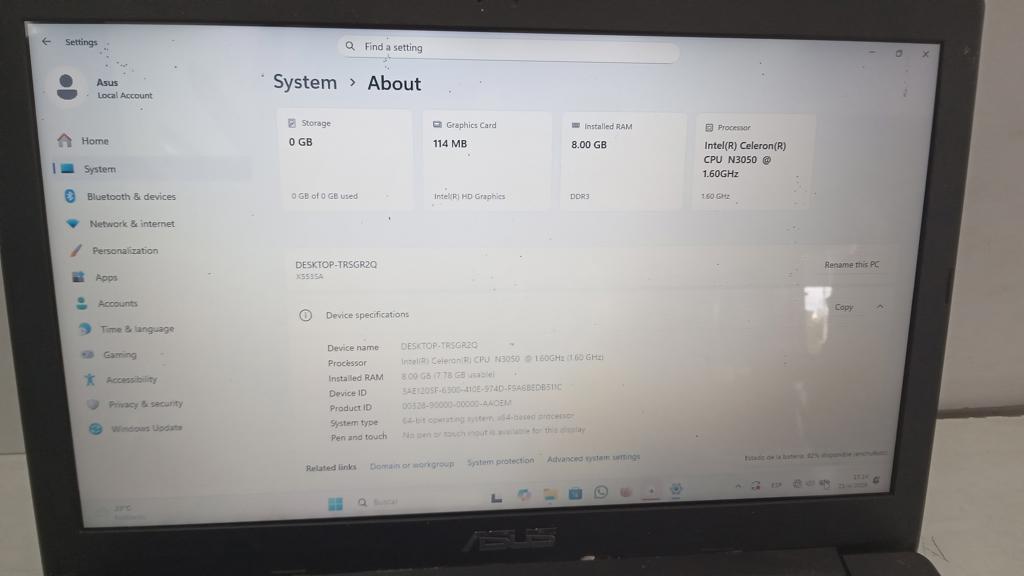 Notebook Marca Asus Modelo X553s Procesador Celeron Memoria Ram 8 Gb Disco Duro 12 Gb Generacion 3.050 Acc Pantalla 15.6" Con Teclado Numerico