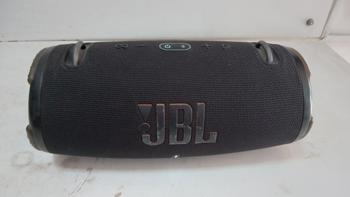 Parlante Portatil Marca Jbl Modelo Xtreme 3 Nro Usado En Buen Estado Con Sin Acc No Tiene