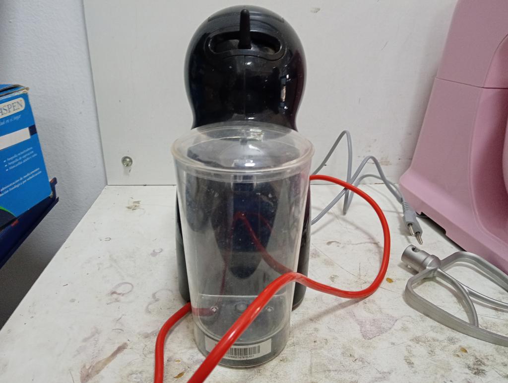 Cafetera Marca Moulinex. Modelo Dolsce Gusto Usado En Buen Estado Acc Reservorio De Agua