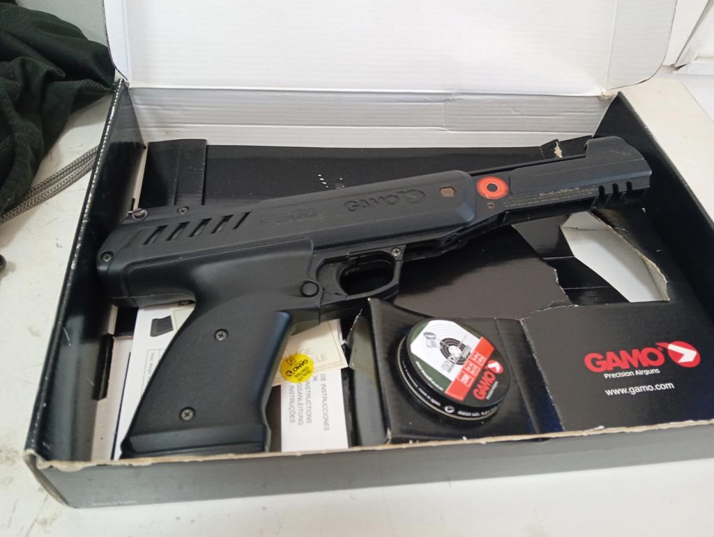 Foto 2 de Pistola De Aire Comprimido Marca Gamo Modelo F500 Usado En Buen Estado Acc Recipiente Con BalinesEn Caja