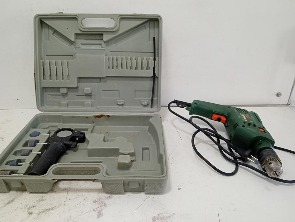 Foto 3 de Taladro Marca Bosh Modelo Psb500 Nro Usado En Buen Estado Acc ManijaRegla4 PiedrasEn Maletin