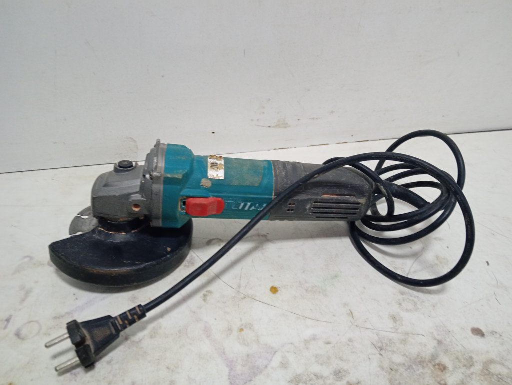 Pulidora Marca Total Modelo Angle Grinder Tamaño Pequeño Usado En Buen Estado Acc ProtectorDisco De Corte