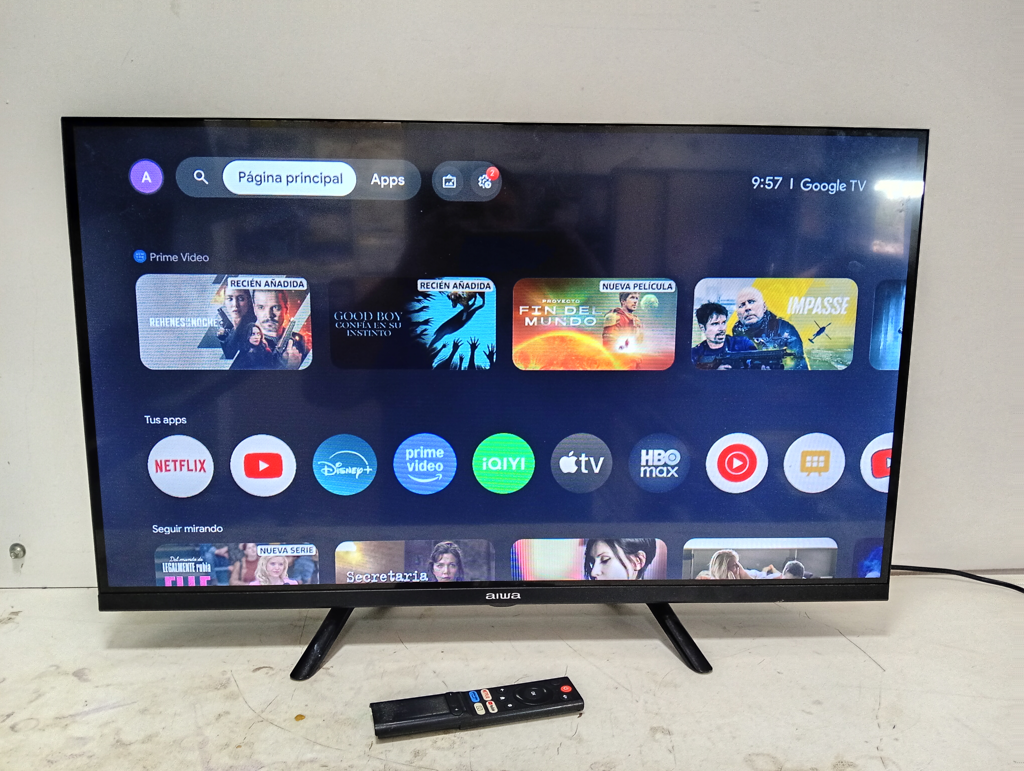 Televisor Led Smart De 32 '' Marca Aiwa Modelo Aw32b4sm Con Control Usado En Buen Estado Acc 2 PatitasCable Power