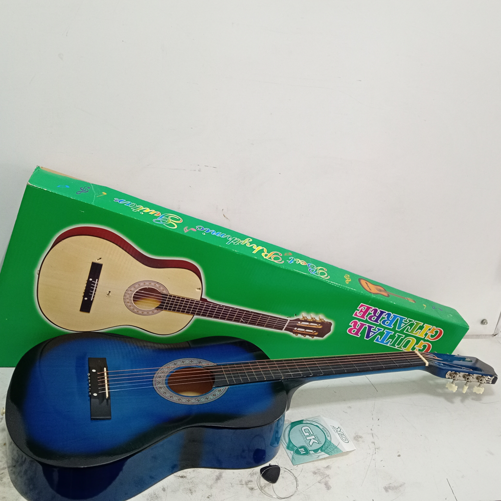 Guitarra Marca Sin Marca Modelo Nro Usado En Buen Estado Acc 6 Cuerdas 1 Cuerda De Repuesto1 Pua