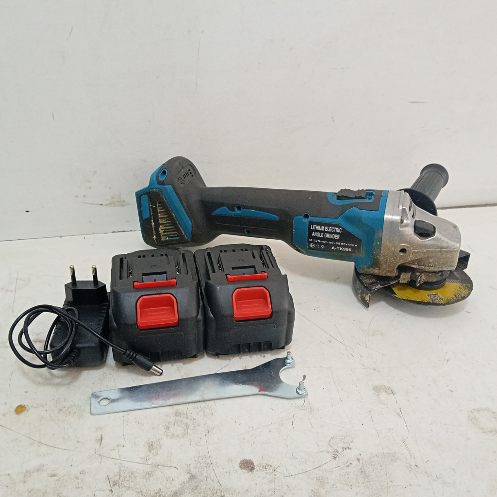 Foto 2 de Pulidora Marca Sate Modelo A-Tk996 Tamaño Mediano Usado En Buen Estado Acc 2 Baterias1 Cargadpr1 Llave1 Protector