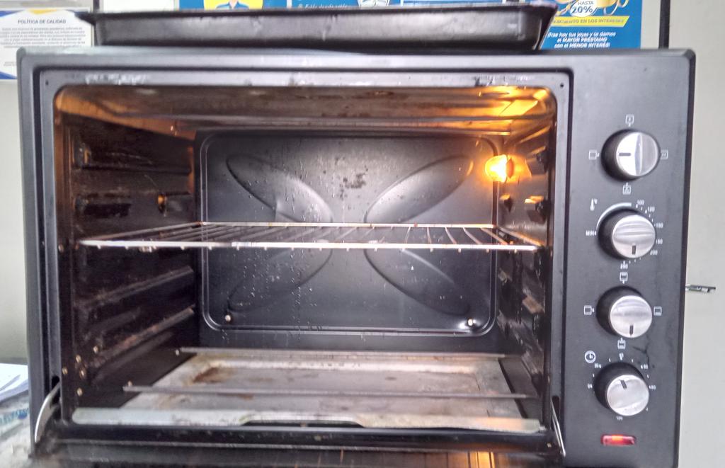 Horno Marca Jam Litros 60 Modelo Dn60e-Rml Usado En Buen Estado Acc Bandeja Y Parrilla