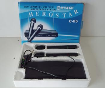 Microfono Marca Wvngr Modelo C-05 Usado En Buen Estado Acc Par De MicrofonosRecpetora C/ Dos AntenasEntrada De UxCable Plus