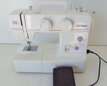 Maquina De Coser Familiar Marca Willpex Modelo Family Wp3004 Usado En Buen Estado Acc C/ Pedal
