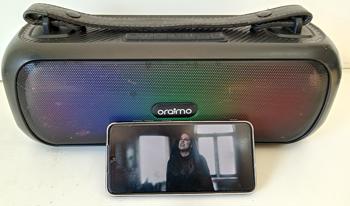 Parlante Portatil Marca Oraimo Modelo Obs-75d Usado En Buen Estado Con Colgante Acc BtAuxUsbPuerto Usb C
