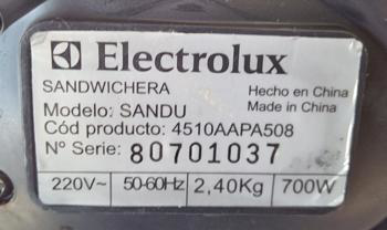 Foto 3 de Sandwichera Marca Electrolux Modelo Sandu Usado En Buen Estado Acc Para Dos Panes