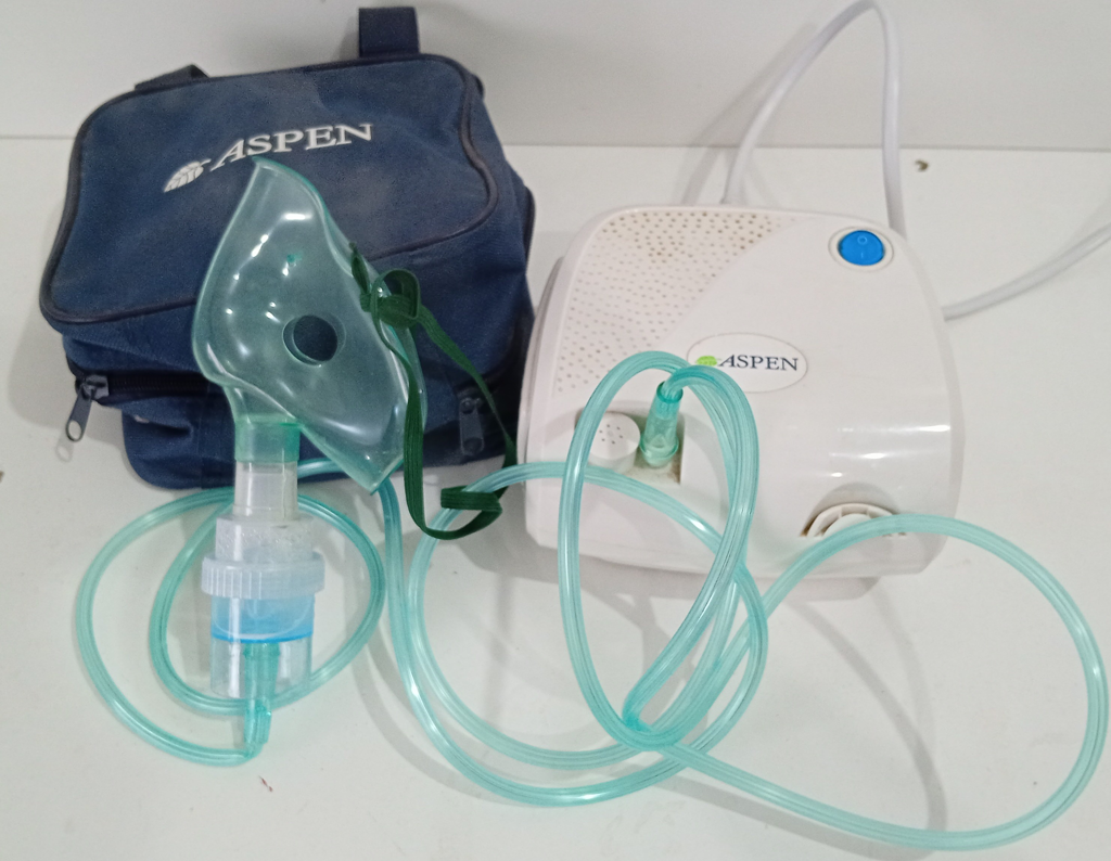 Nebulizador Marca Aspen Modelo Br-Cn116 Usado En Buen Estado Acc C/ Mascarillas