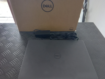 Notebook Marca Dell Modelo Vostro 14 3000 Procesador Core I3 Memoria Ram 4 Gb Disco Duro 222 Gb Generacion 7 Acc Con Cargador Cable Power