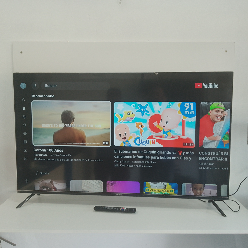 Televisor Led Smart De 50 '' Marca Aiwa Modelo Aw50b4k Con Control Usado En Buen Estado Acc Con Patitas