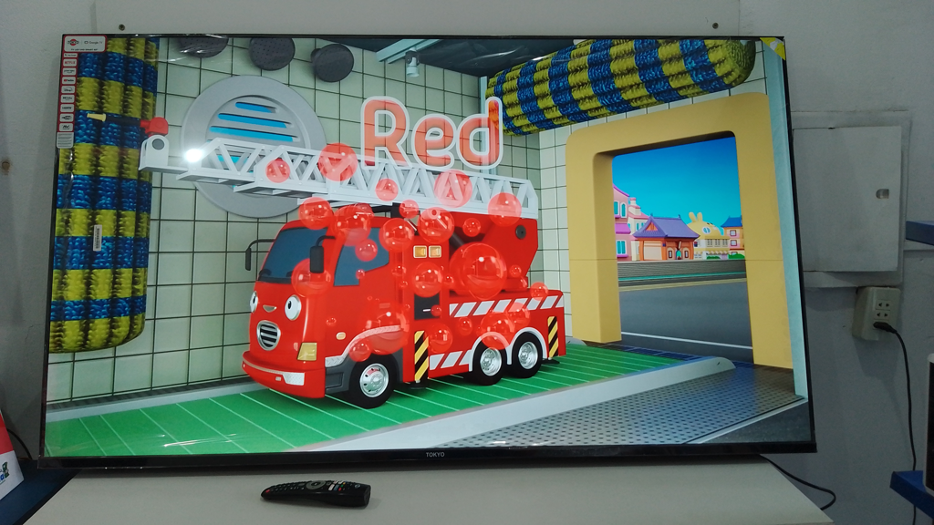 Televisor Led Smart De 65 '' Marca Tokyo Modelo Tvtokuf65gtv Con Control Usado En Buen Estado Acc Soporte De Pared