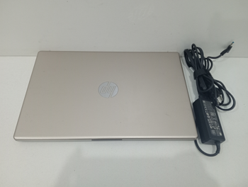 Notebook Marca Hp Modelo Rtl8852be Procesador Core I3 Memoria Ram 8 Gb Disco Duro 238 Gb Generacion 3 Acc Con Cargador