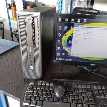 Cpu Para Computadora Marca Hp Modelo Elite Desk 800gisff Procesador : Intel Core I 5 4570 3.2ghz Memoria Ram : 8 Gb Color : Negro Disco Duro : 500 Gb Acc: Cable Cte Teclado Lanix Mouse Satellite Alambrico Tarjeta Hdmi Dvi