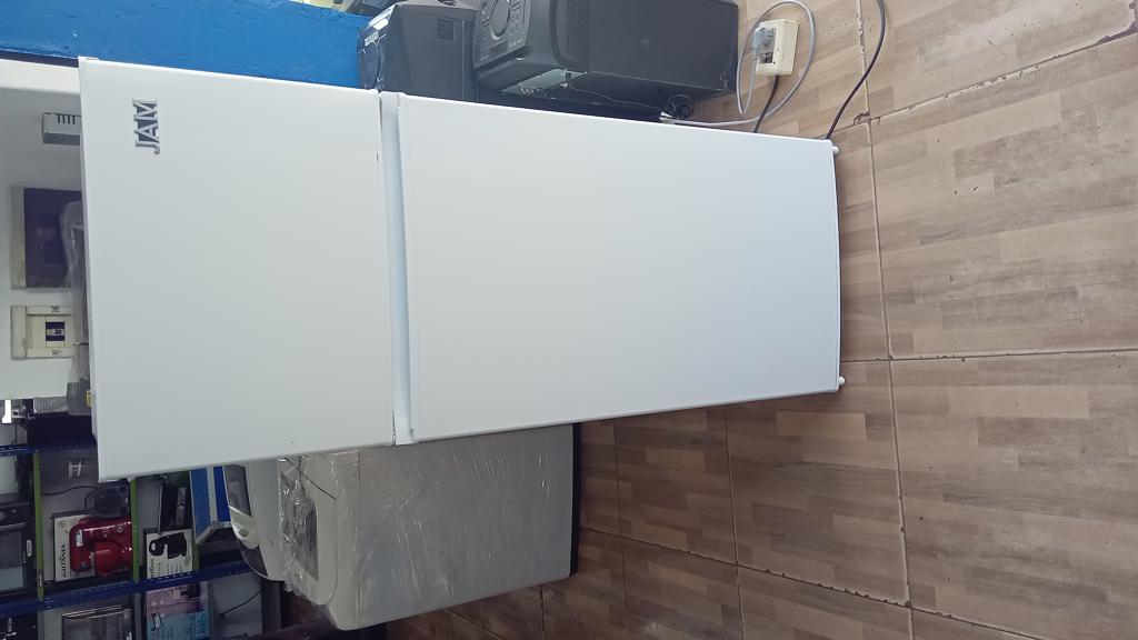 Heladera Marca Jam Modelo Jamd-207f Usado En Buen Estado Litros 300 Acc 4 Parrilas 1 Base De Vidrio 1 Verdulera 3 Portas Latas Luz Interior Motor N 805172