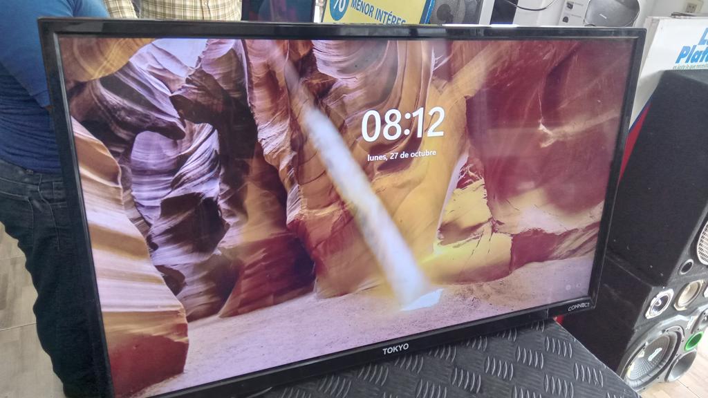 Televisor Led Convencional De 32 '' Marca Tokyo Modelo Tvtok32ledz35s Usado Con Desgaste Sin Control Sin Caja Acc No Tiene