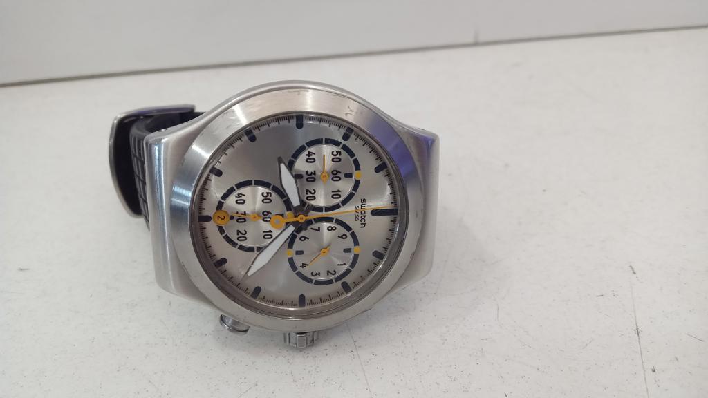Reloj Para Caballero Marca Swactch Modelo Swiss Usado Con Desgaste Acc Malla De Goma Con Desgaste