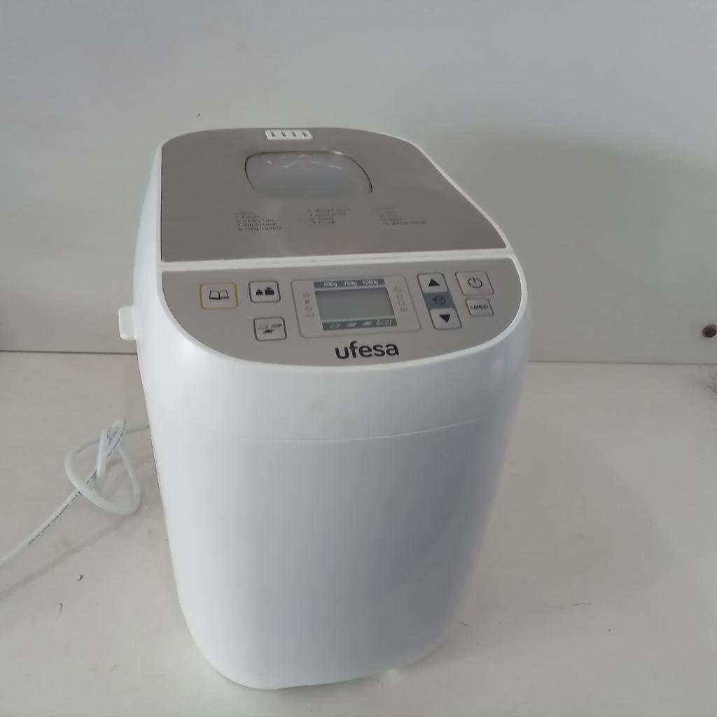 Fabricadora De Pan Marca Ufesa Modelo Bm6000 Usado En Buen Estado Acc Recipiente