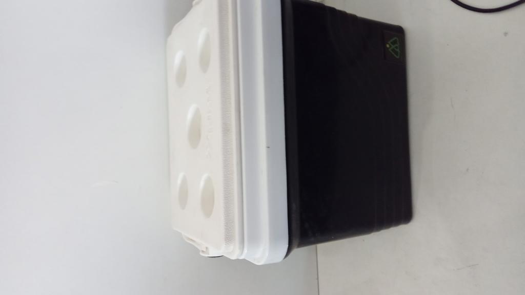 Conservadora Marca Xxplast Modelo 35lts Usado En Buen Estado Acc Tapa Y Manija