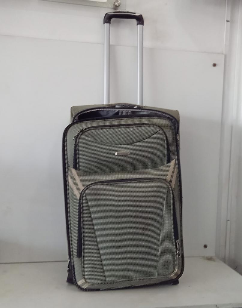 Maleta Marca Cruiser Deluxe Acc No Tiene
