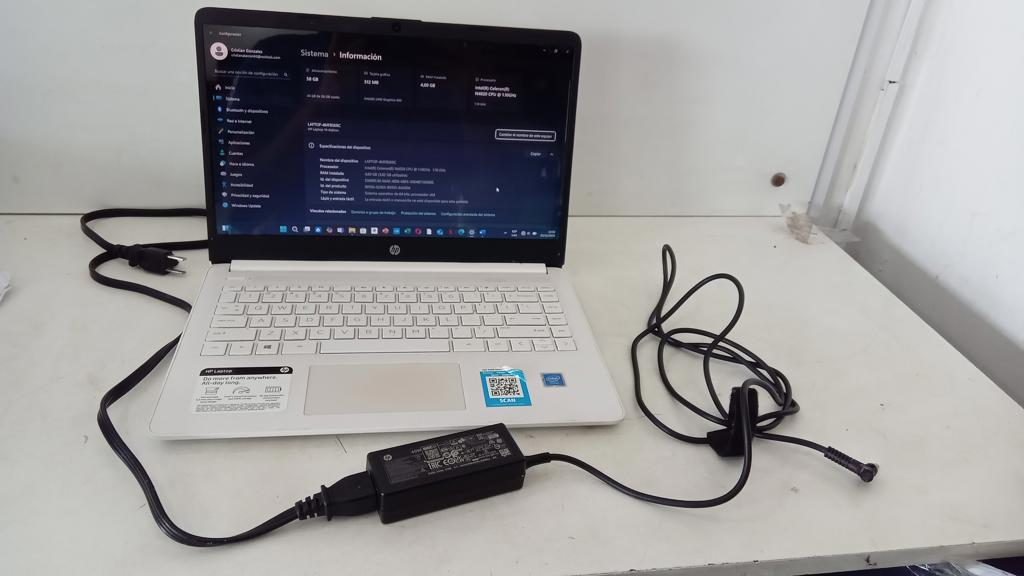 Notebook Marca Hp Modelo 14dq0002dx Procesador Intel-R-Celeron-R-N4020-Cpu-1.10hz Memoria Ram 4 Gb Disco Duro 64 Gb Generacion 10 Acc Cargador