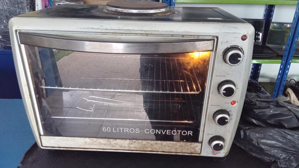 Horno Marca Tokyo Litros 60 Modelo Edthtoky61pc-N Usado Con Desgaste Acc 2 Parrillas Buen Estado Por Dentro1 Pinza