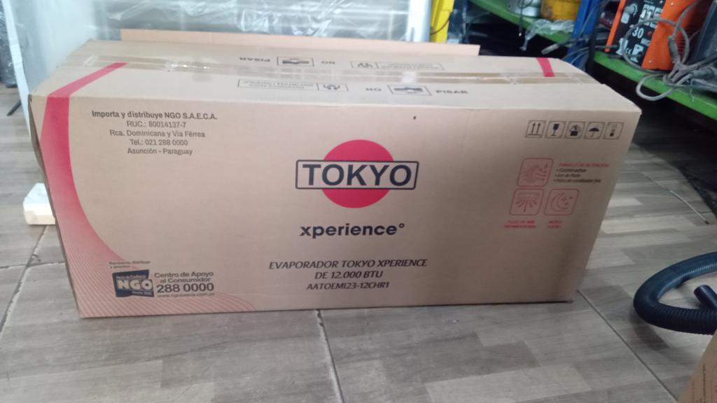 Aire Acondicionado Tipo Split Marca Tokyo Potencia Btu 12.000 Con Kit Instalacion Con Control Modelo Xperience Nuevo Sin Uso Con Caja Acc Caño Currugado Caño De Cobre