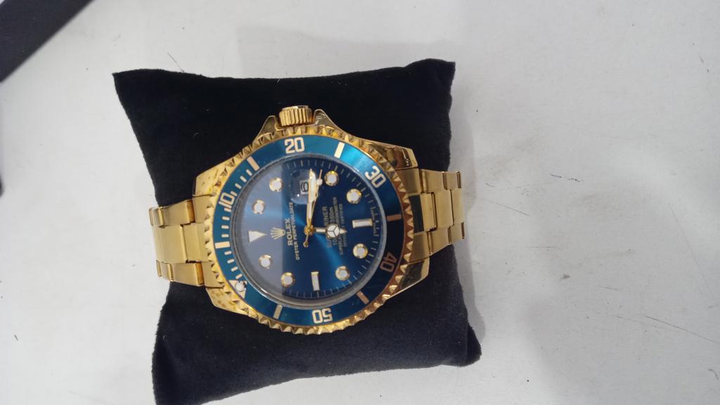 Reloj Para Caballero Marca Rolex Modelo No Tiene Usado Con Desgaste Acc Almohada
