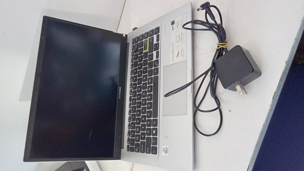 Notebook Marca Asus Vivobook Modelo X413j Procesador Intel Core I3 Memoria Ram 4 Gb Disco Duro 119 Gb Generacion 10 Acc No Tiene