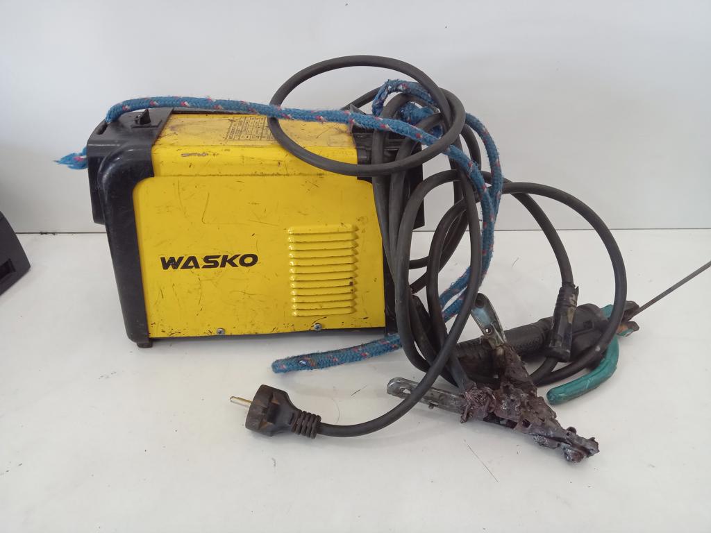 Soldador Marca Wasko. Modelo Wel 8200 Usado Con Desgaste Acc Camble Positivo Cable Negativo