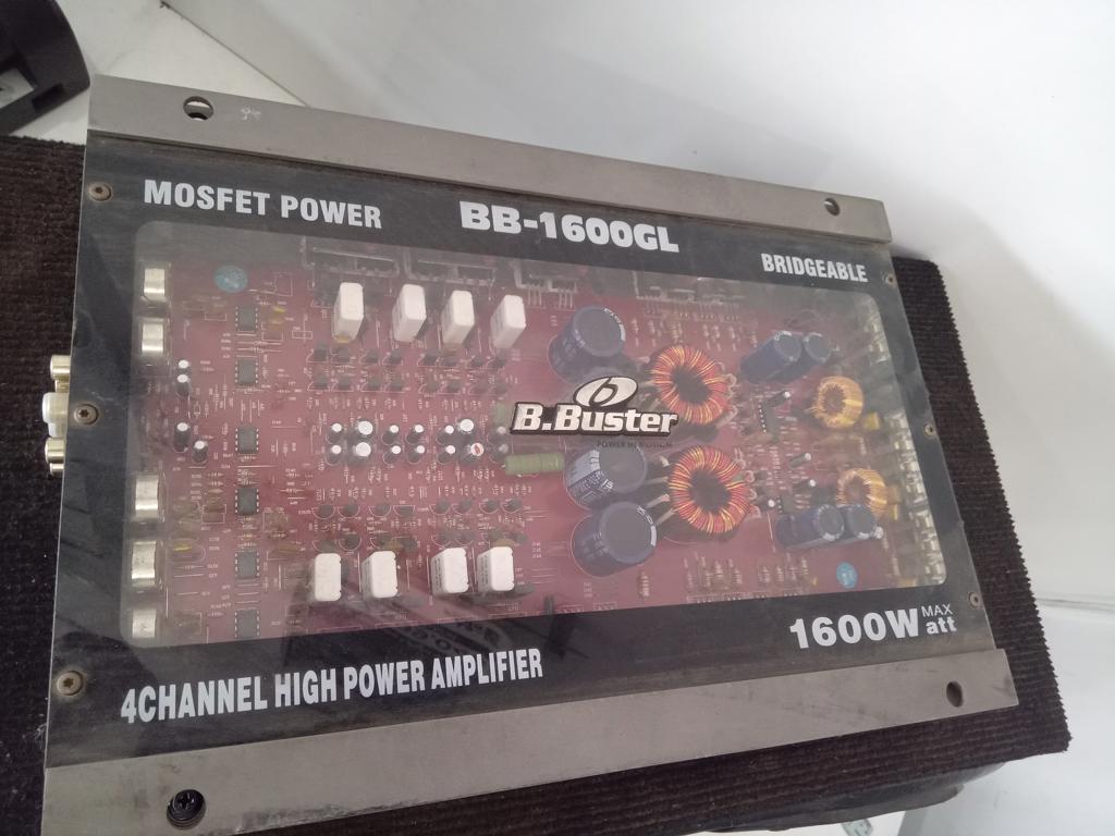 Amplificador De Sonido P/ Automovil Marca B-Buster Modelo Bb-1600gl Usado En Buen Estado Acc Con Caja De Sonido