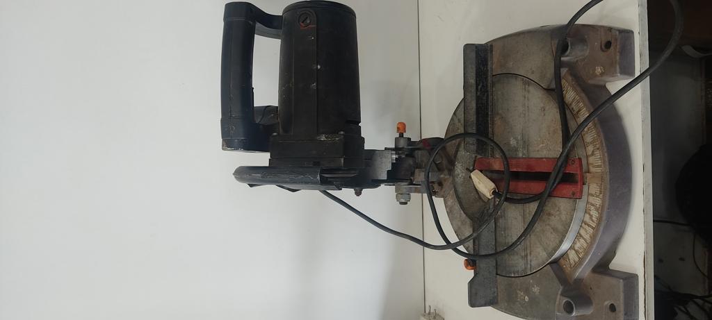 Sierra Caladora De Mesa Marca Gladiator Modelo No Visible Nro Acc Sin Disco