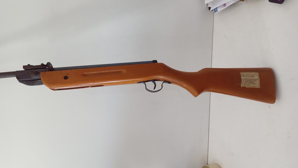 Rifle De Aire Comprimido Marca Pioneer Modelo 66240 Acc Madera Y Metal