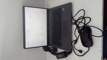 Notebook Marca Hp Modelo Hp240 G8 Procesador I3 1115g4 3.0ghz Memoria Ram 8 Gb Disco Duro 256 Gb Generacion 11 Acc 1 Mouse Alambrico (Fantech Helios Ux3)