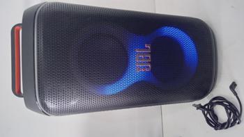 Caja De Sonido Amplificada Marca Jbl Modelo Partybox Club 120 Sin Control Usado En Buen Estado Acc Cable Corriente